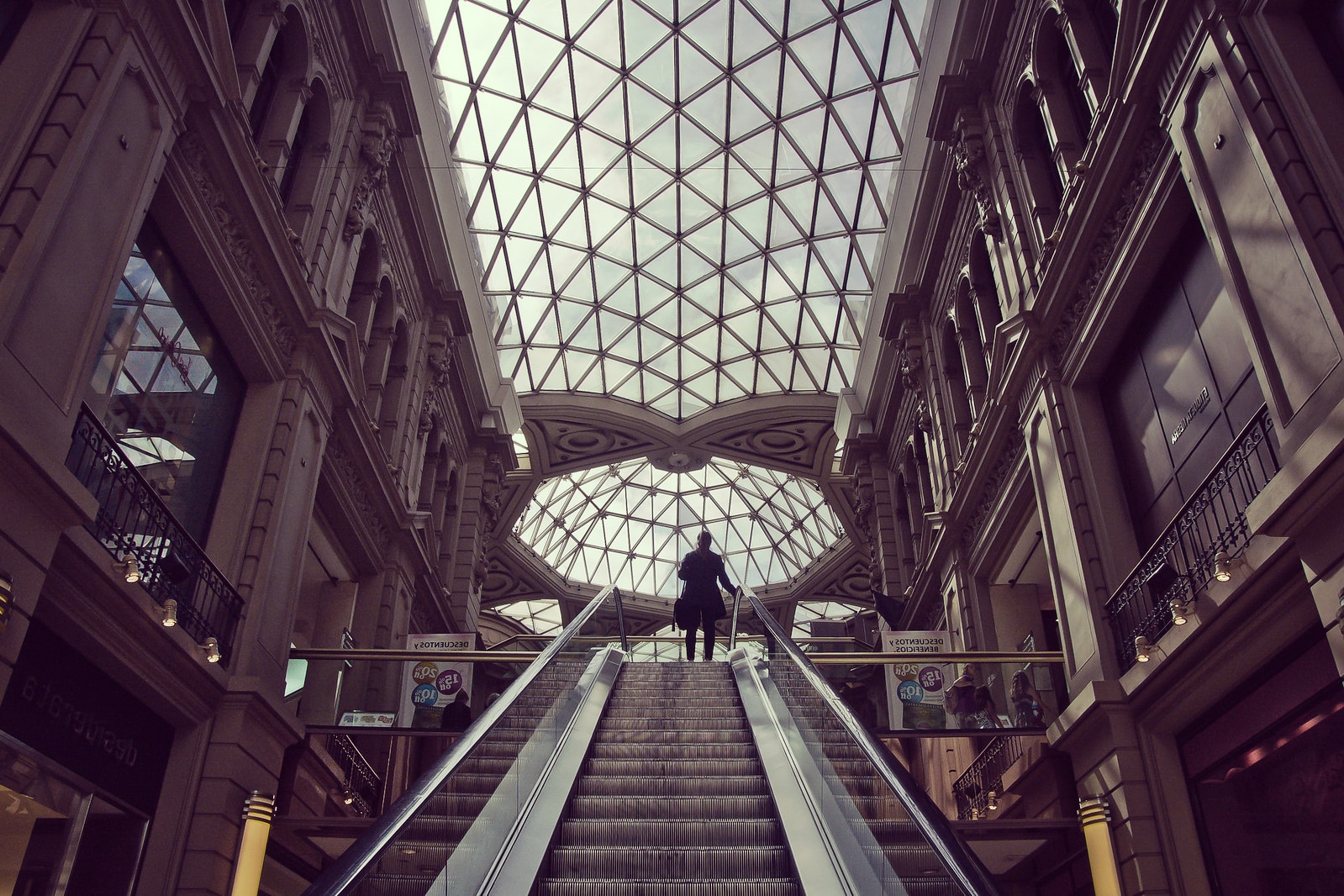 accidente en local publico